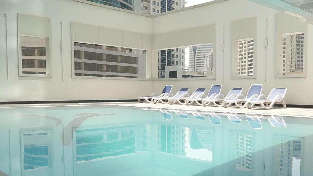 Back Packer Top 10 Dubai Eksteriør billede